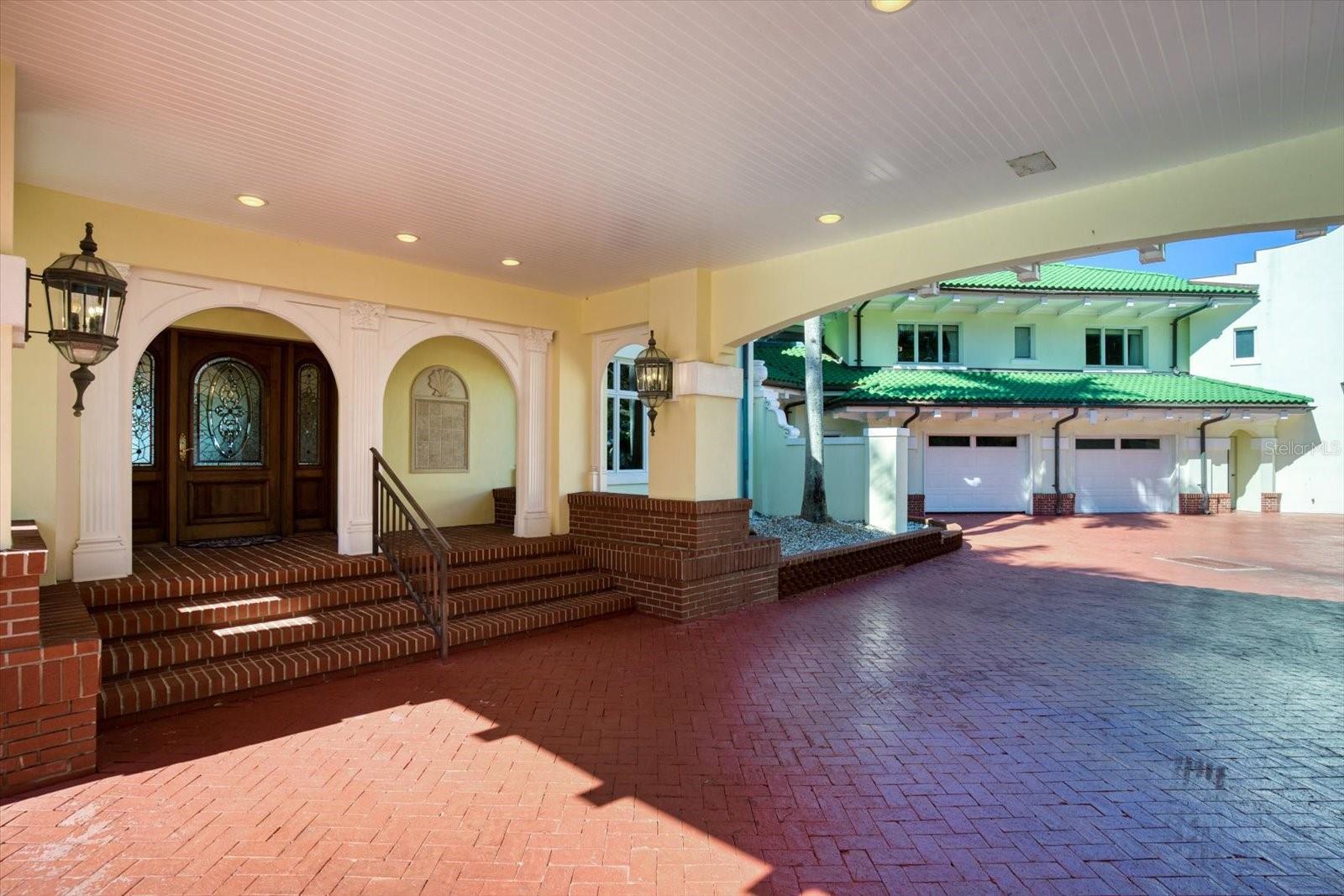 HARBOR OAKS - Residential