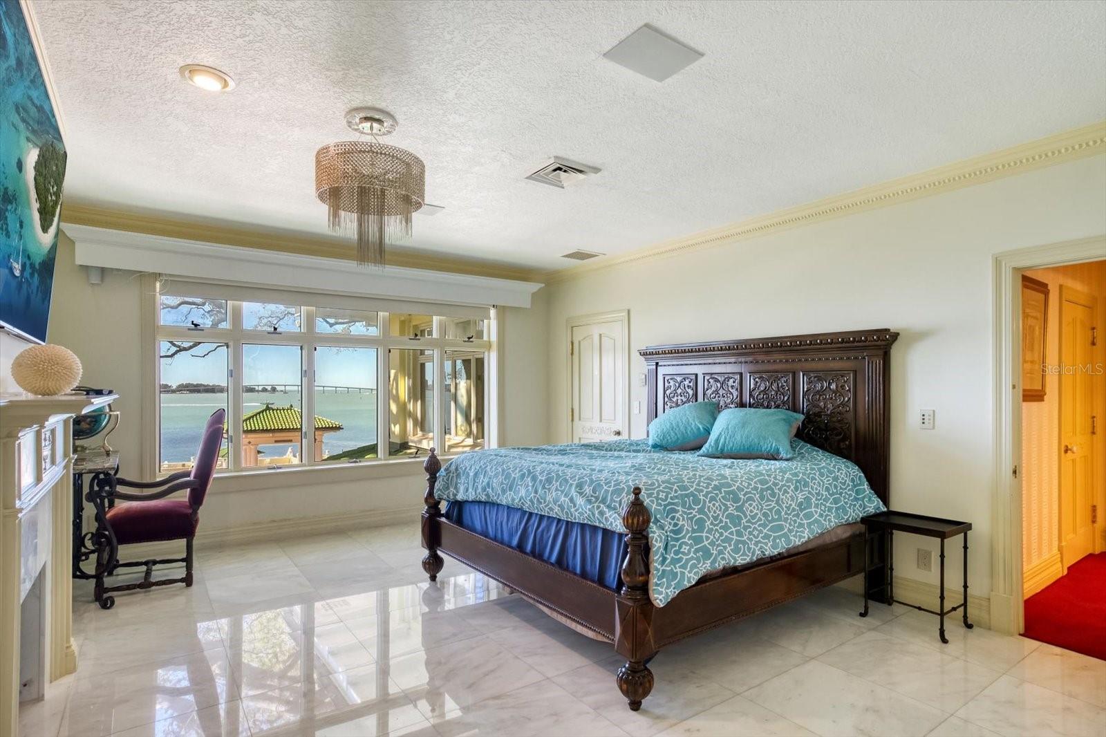 HARBOR OAKS - Residential