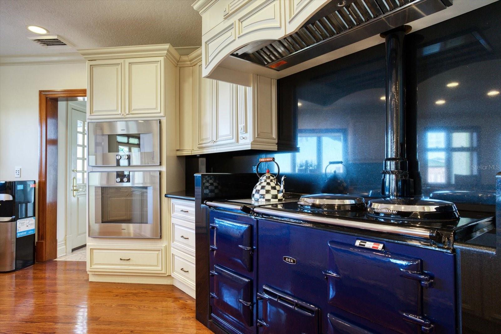 HARBOR OAKS - Residential