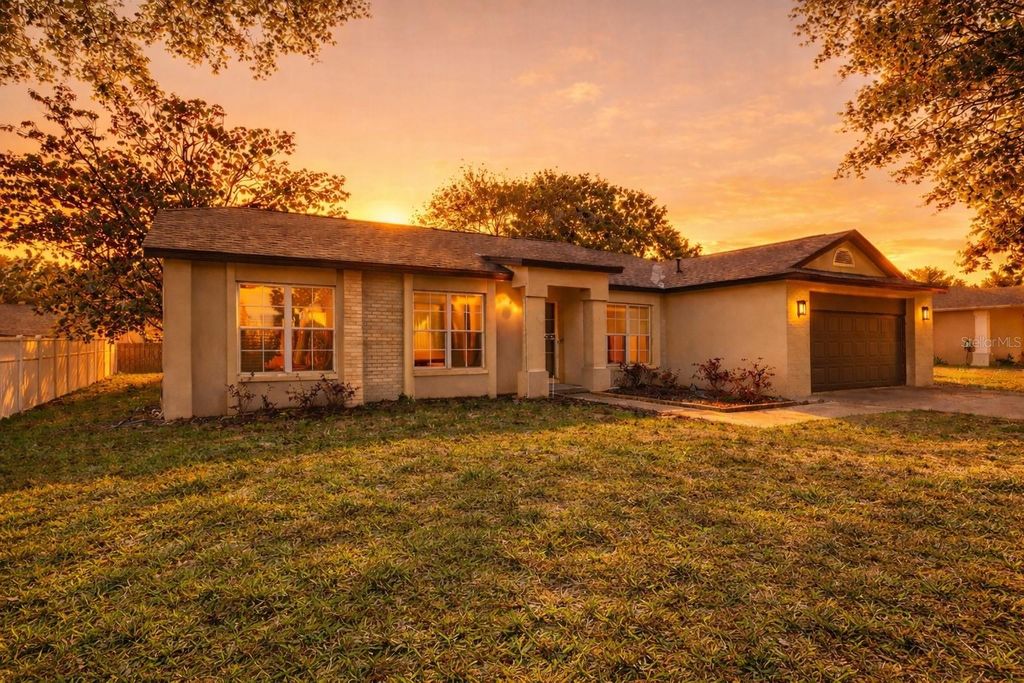 Photo of 15941 Greater Groves Boulevard, Clermont, FL 34714 (MLS # G5111191)