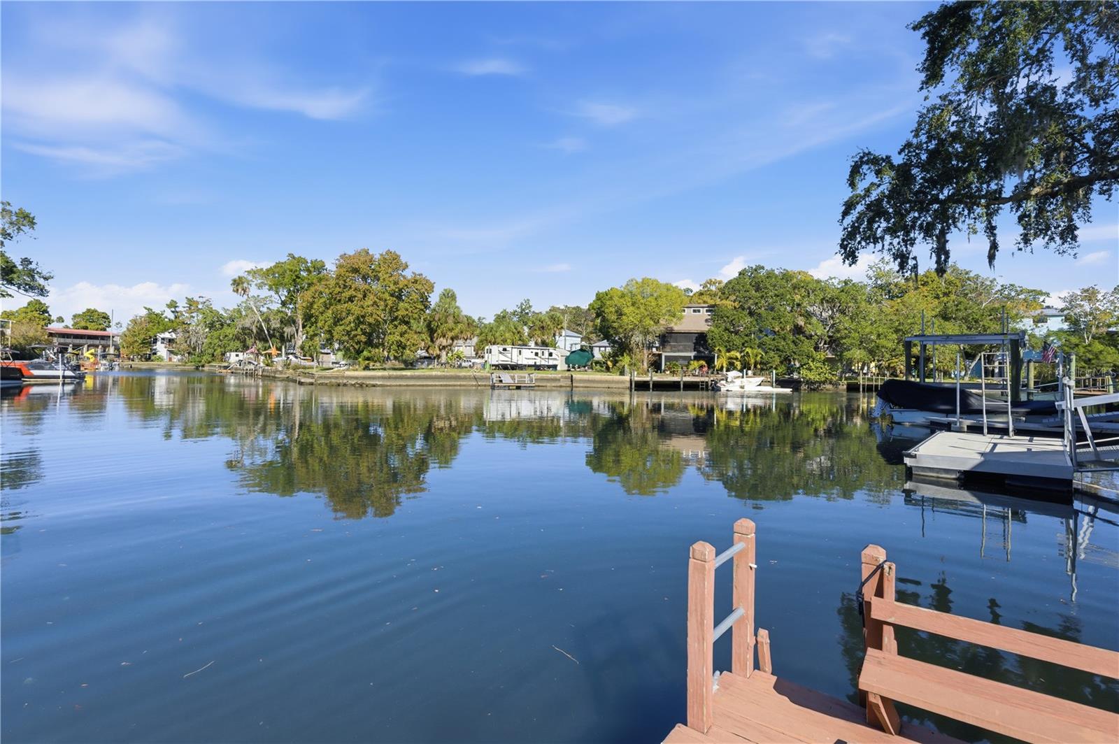 WEEKI WACHEE GARDENS - Land
