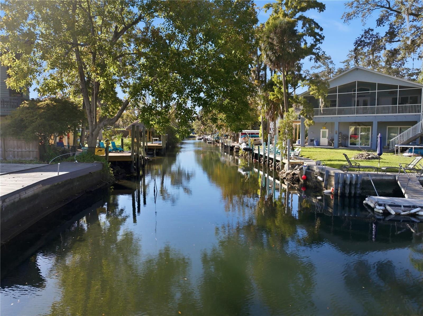 WEEKI WACHEE GARDENS - Land