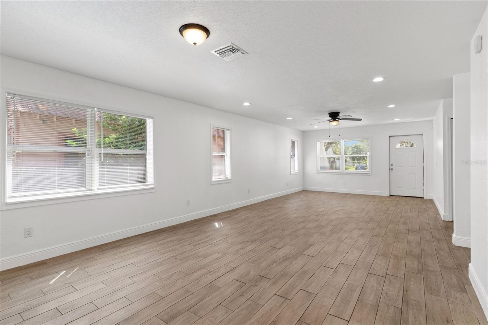 THE OAKS ADD - Residential