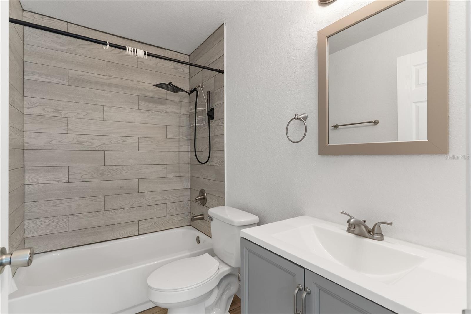 THE OAKS ADD - Residential
