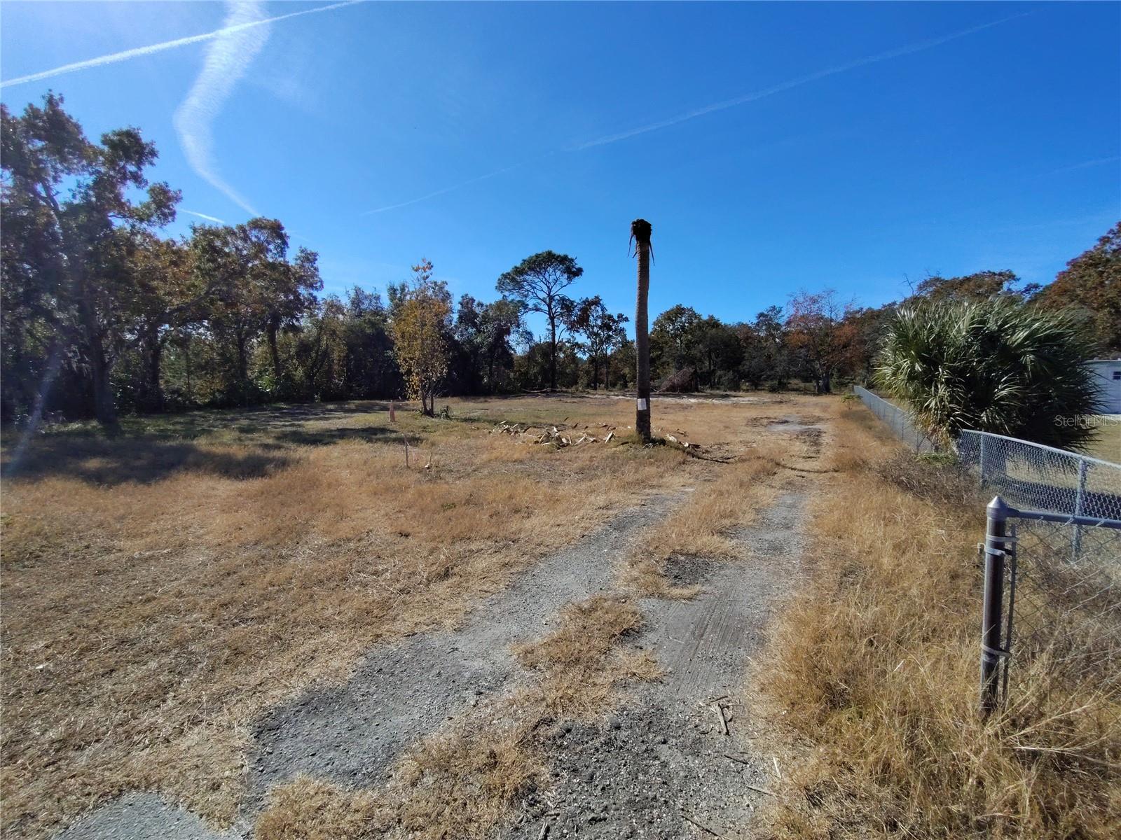 GULF COAST ACRES ADD - Land