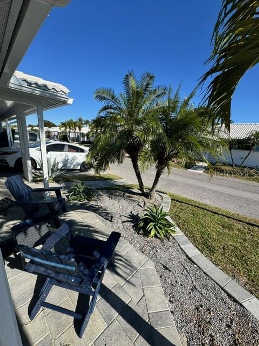 Photo of 541 Spanish Drive N, Longboat Key, FL 34228 (MLS # TB8496387)
