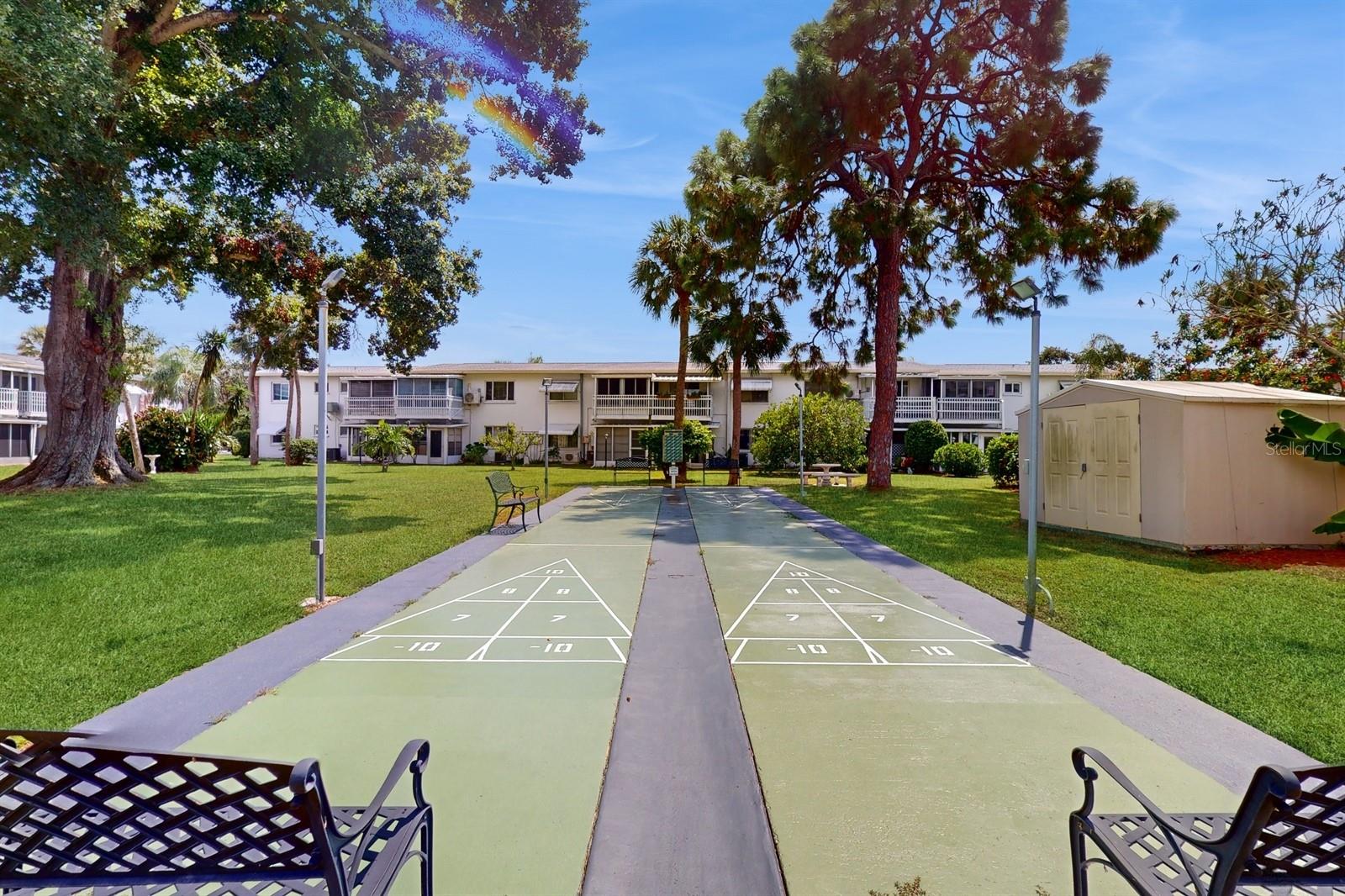 BAYSHORE GARDENS APTS 4 - Residential