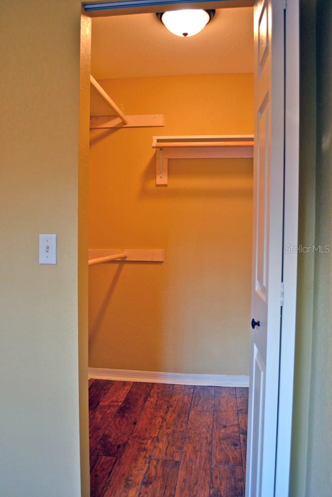 THE VILLAGE AT TOWNPARK OR2057/3888 - Residential Lease