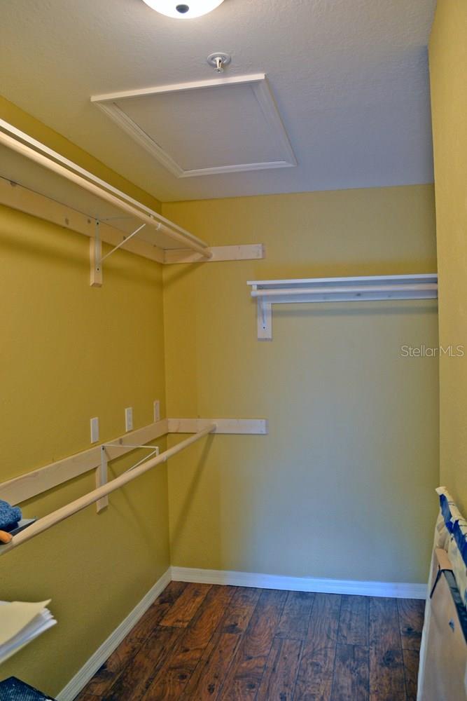 THE VILLAGE AT TOWNPARK OR2057/3888 - Residential Lease