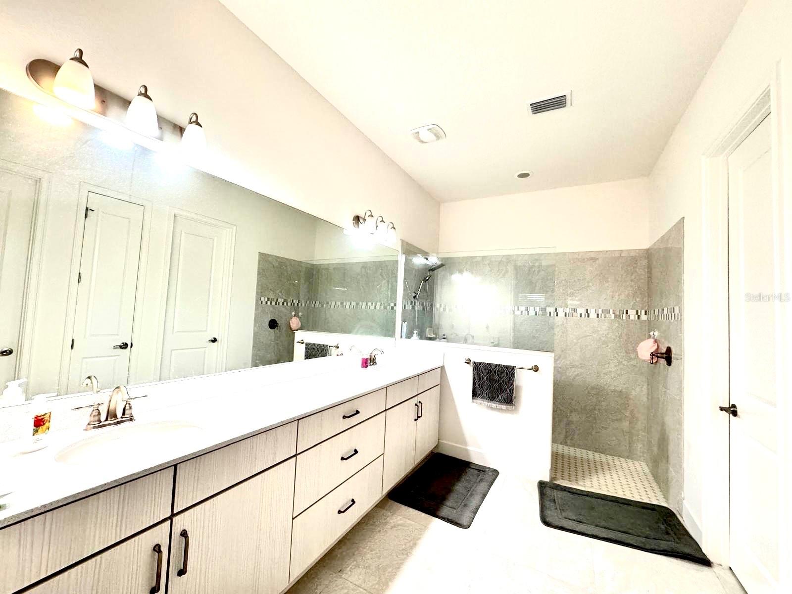 WOODHAVEN PH 1 - Residential