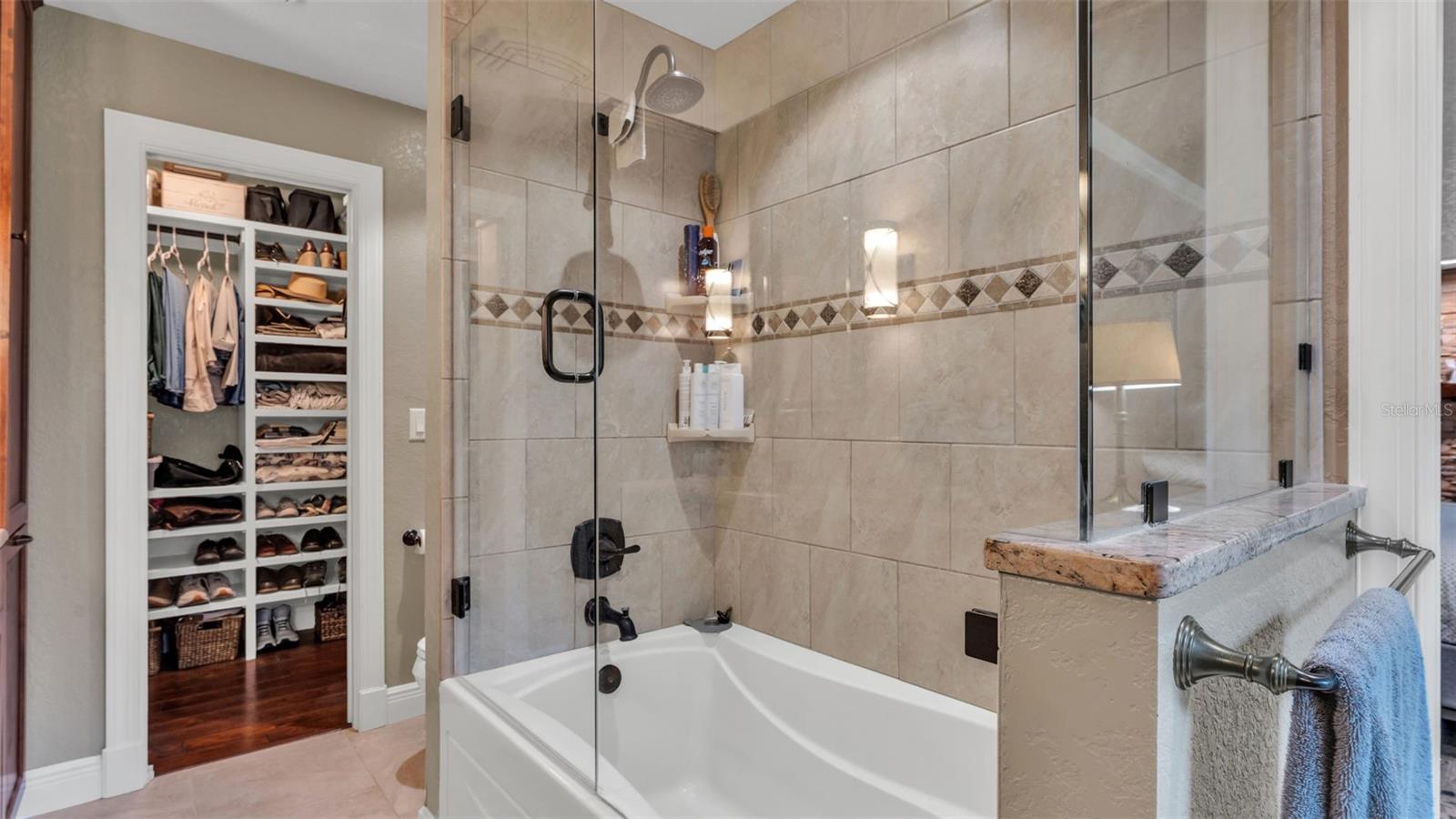 CHRISTINA OAKS PH 01 - Residential