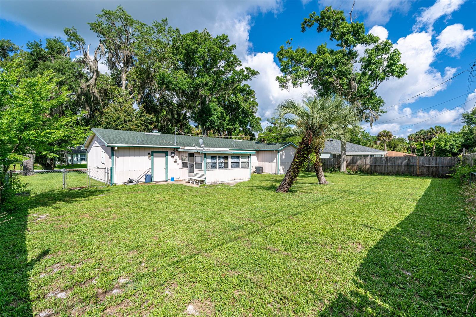 Florida Shores 01 - Residential