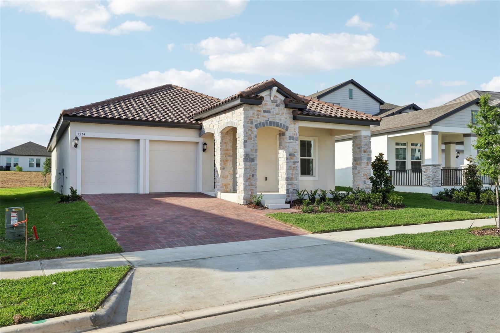 5254 CITRUS LEAF BOULEVARD
