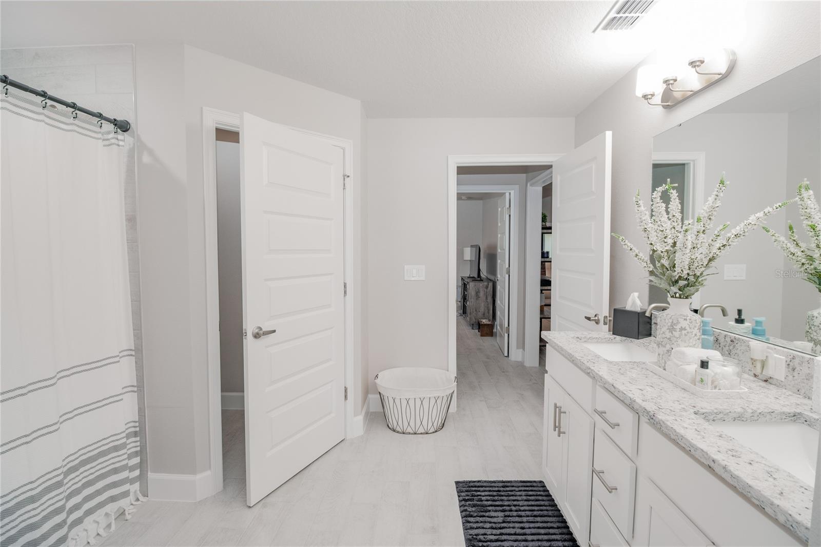 LAKE JULIANA ESTATES - Residential