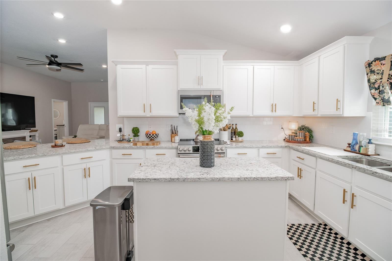 LAKE JULIANA ESTATES - Residential