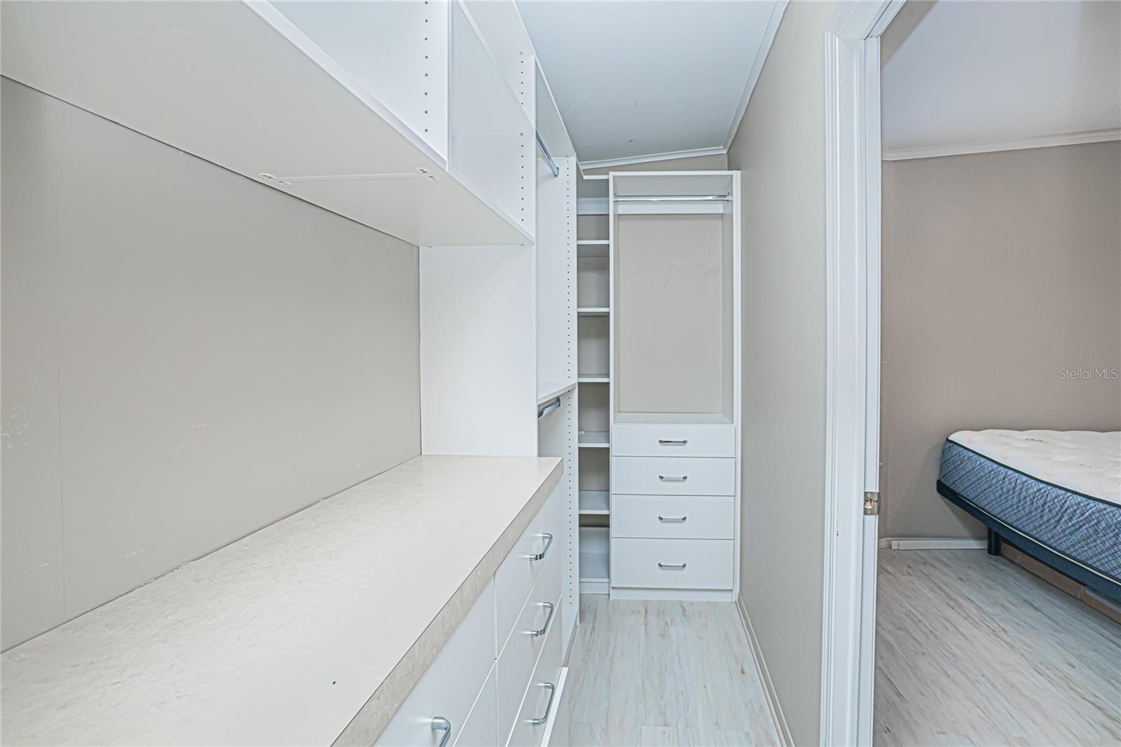 WINDMILL VILLAGE - Residential