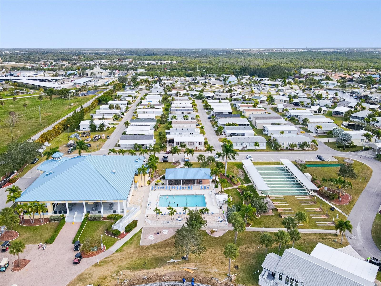 WINDMILL VILLAGE - Residential