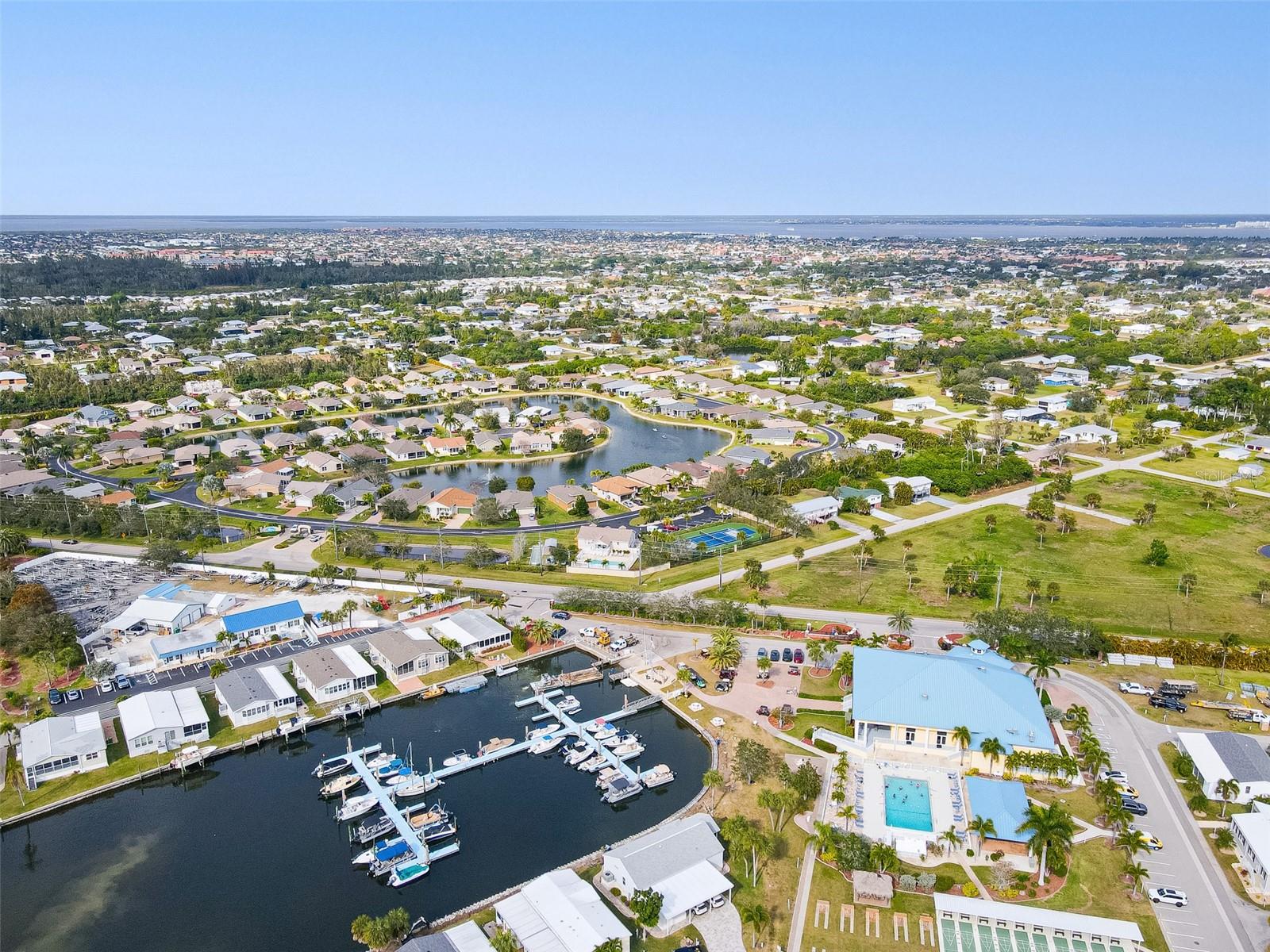 WINDMILL VILLAGE - Residential