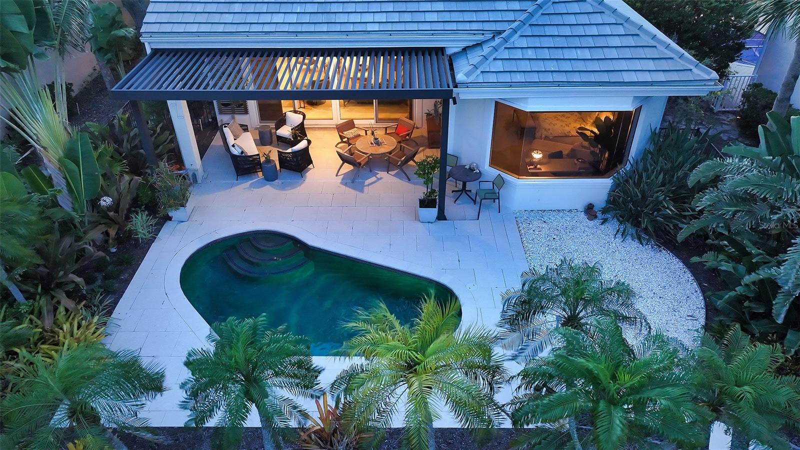 QUEENS HARBOUR - Residential