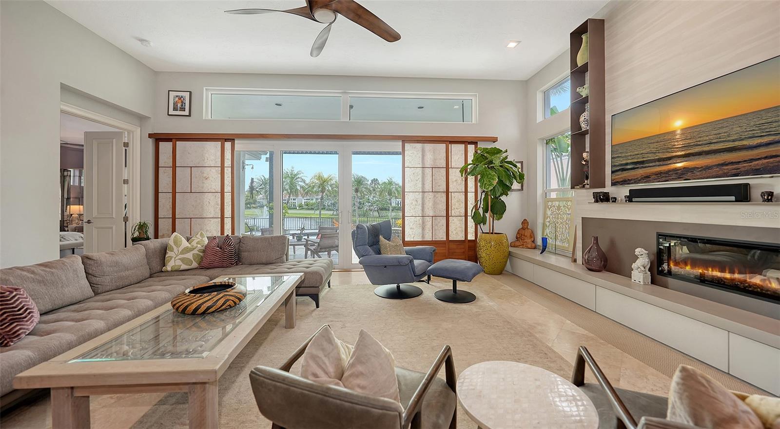 QUEENS HARBOUR - Residential