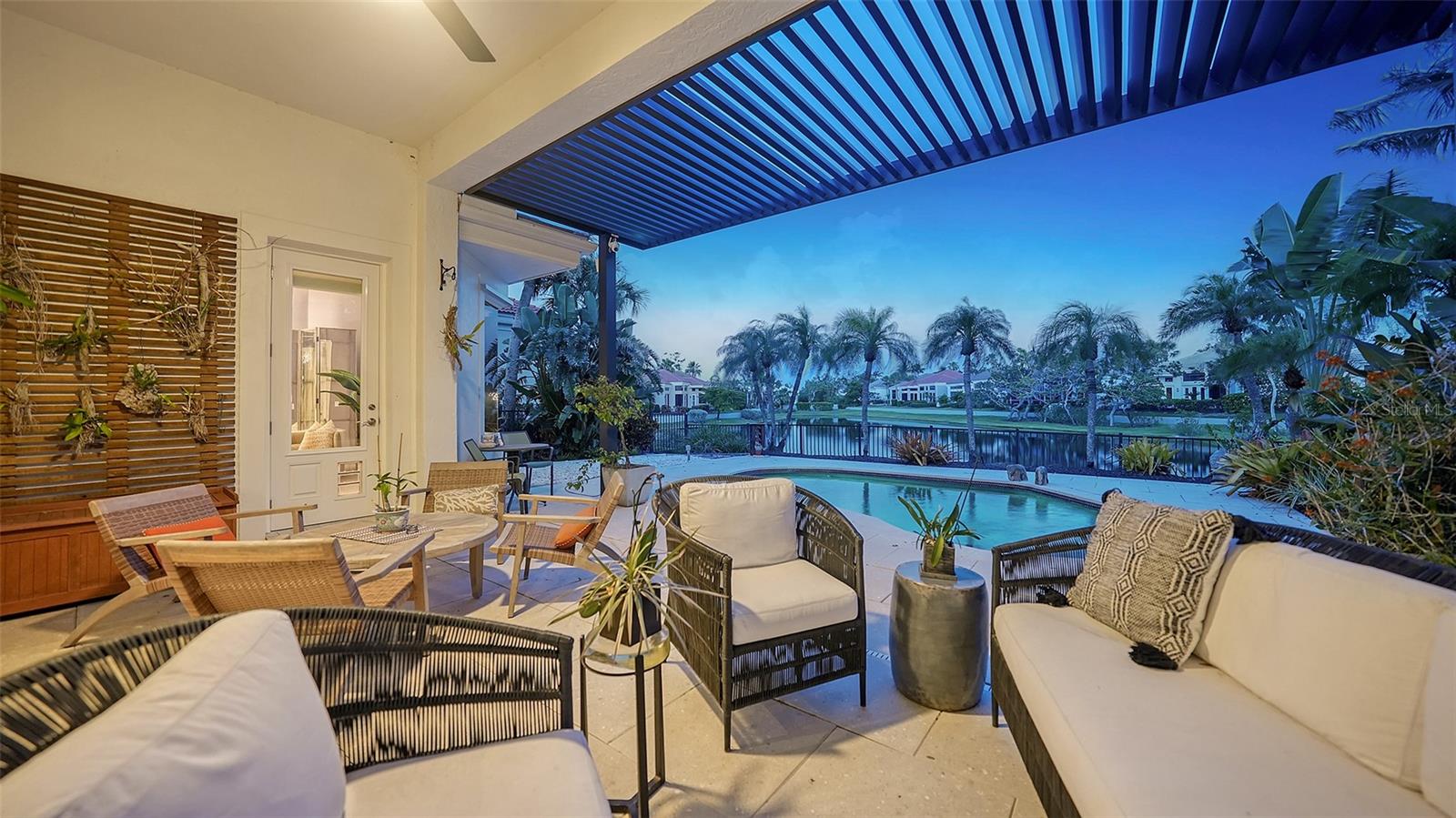 QUEENS HARBOUR - Residential