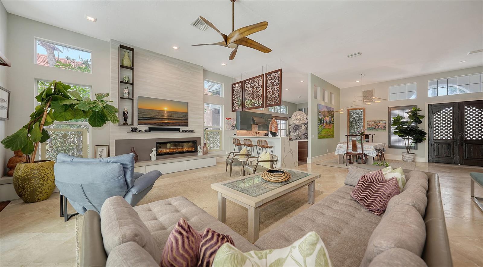 QUEENS HARBOUR - Residential