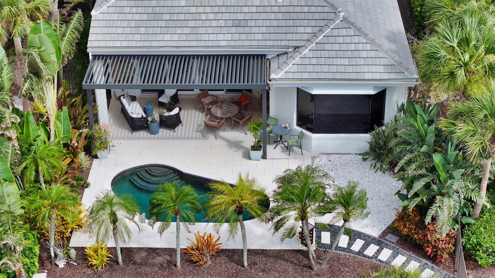 QUEENS HARBOUR - Residential