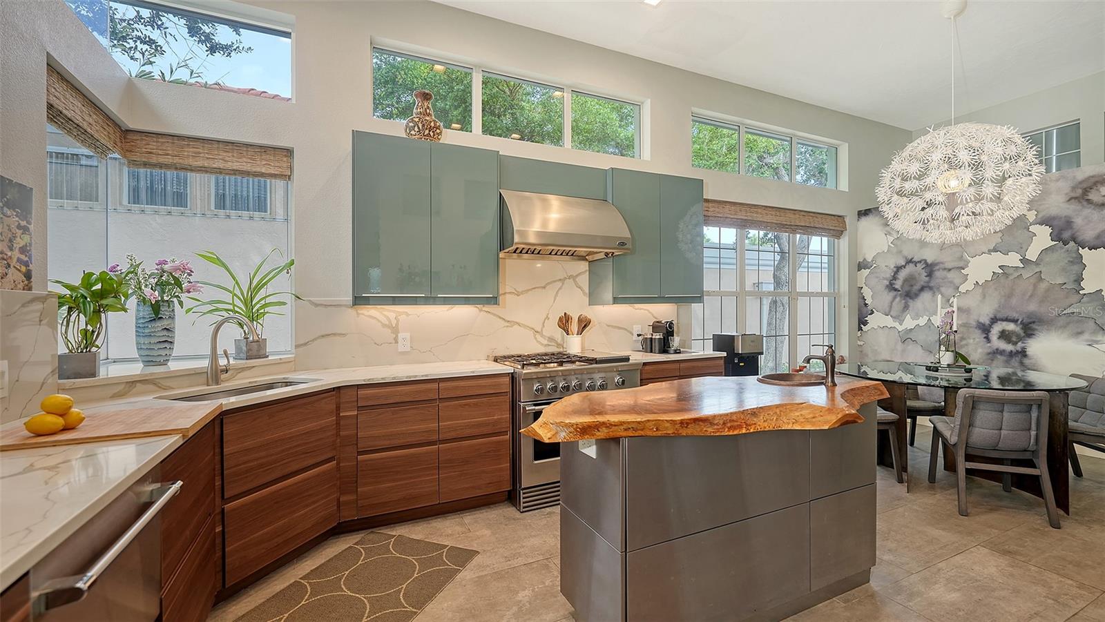 QUEENS HARBOUR - Residential