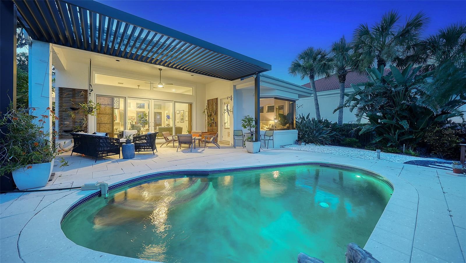 3613 FAIR OAKS PLACE