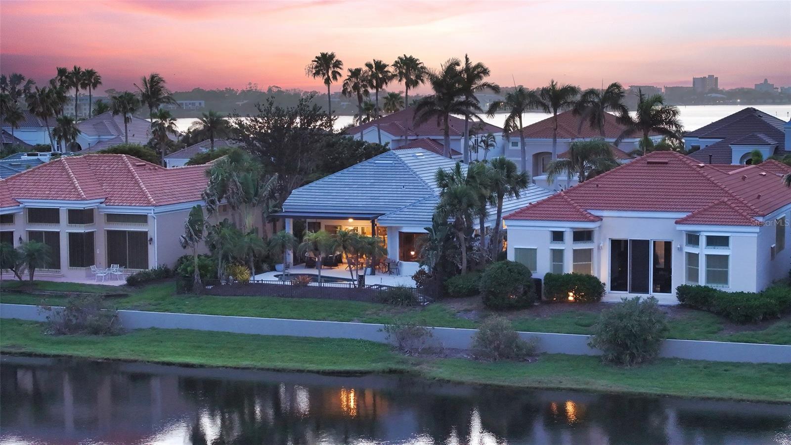 QUEENS HARBOUR - Residential