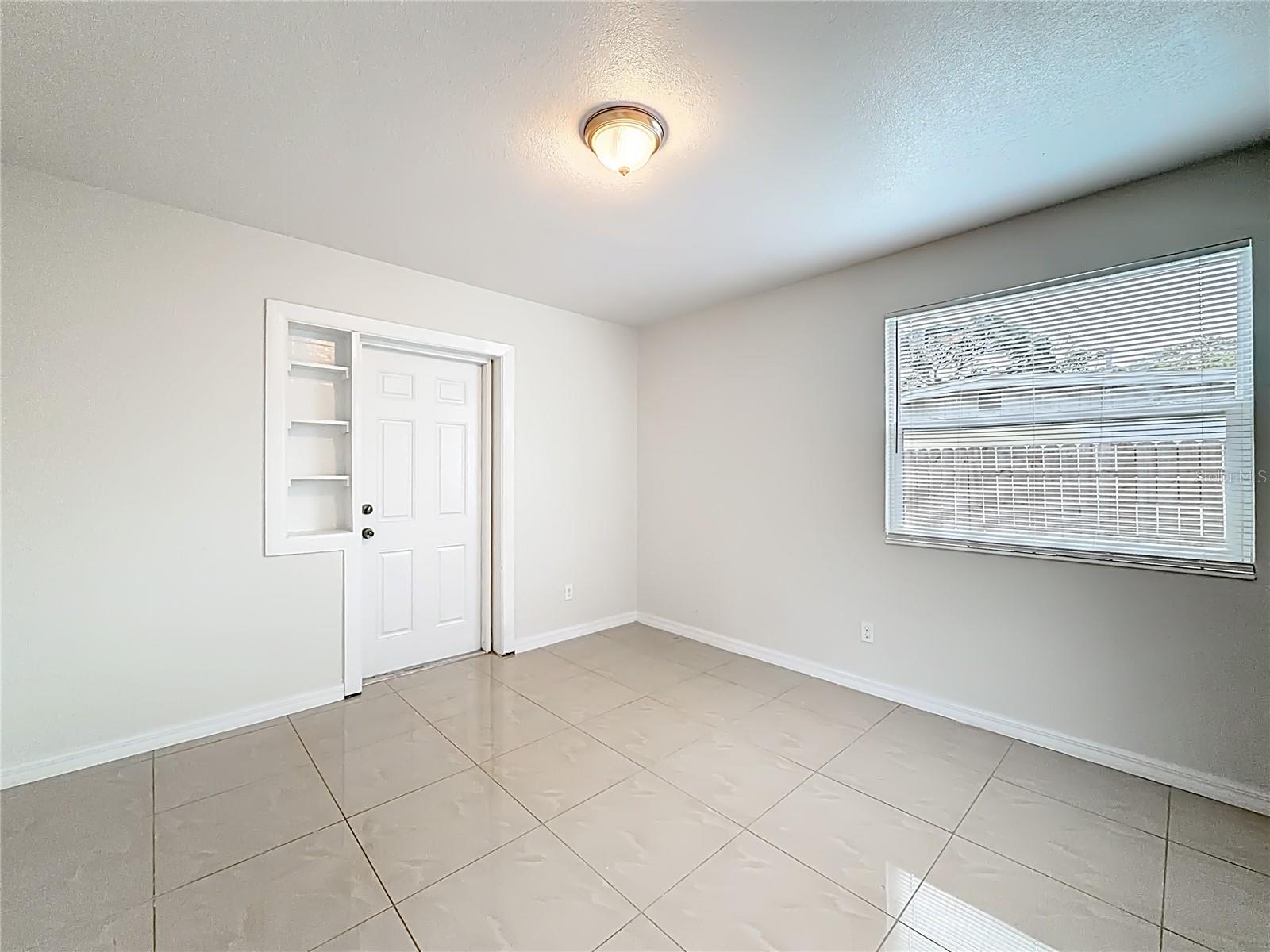 NEWPORT UNIT 1 - Residential