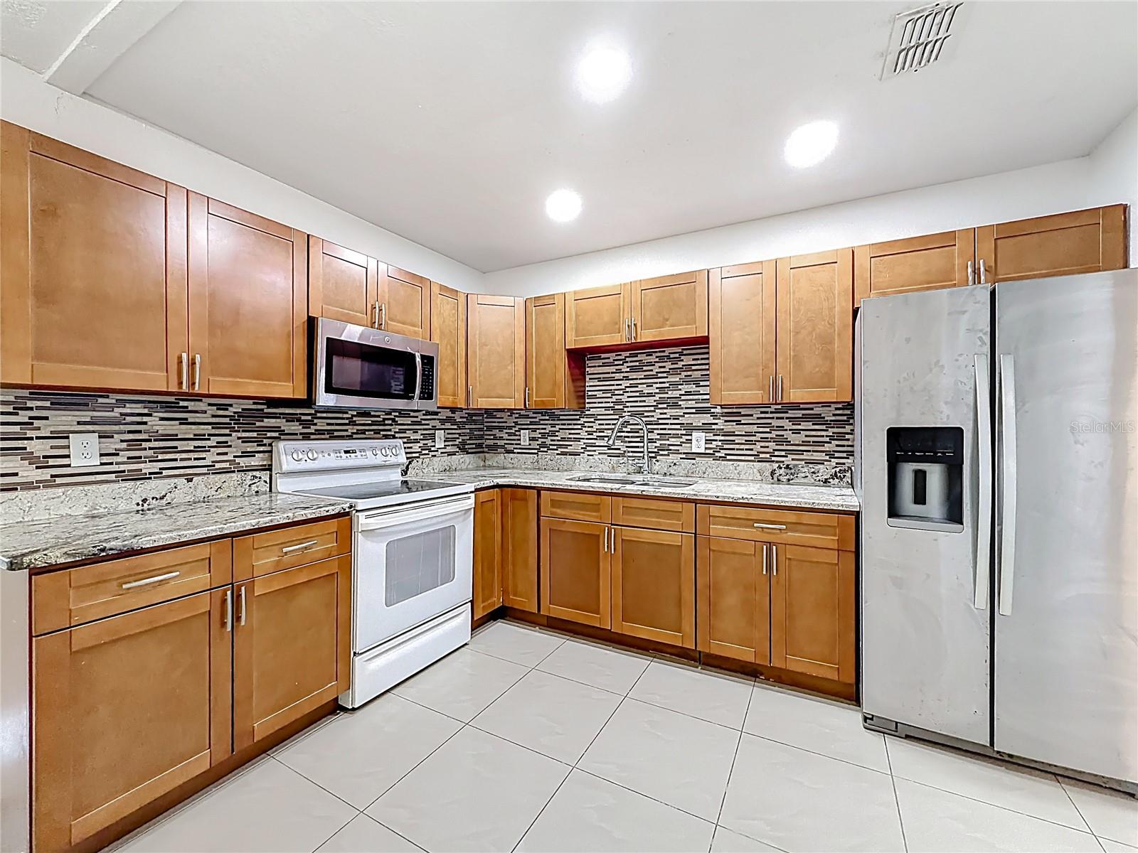 NEWPORT UNIT 1 - Residential