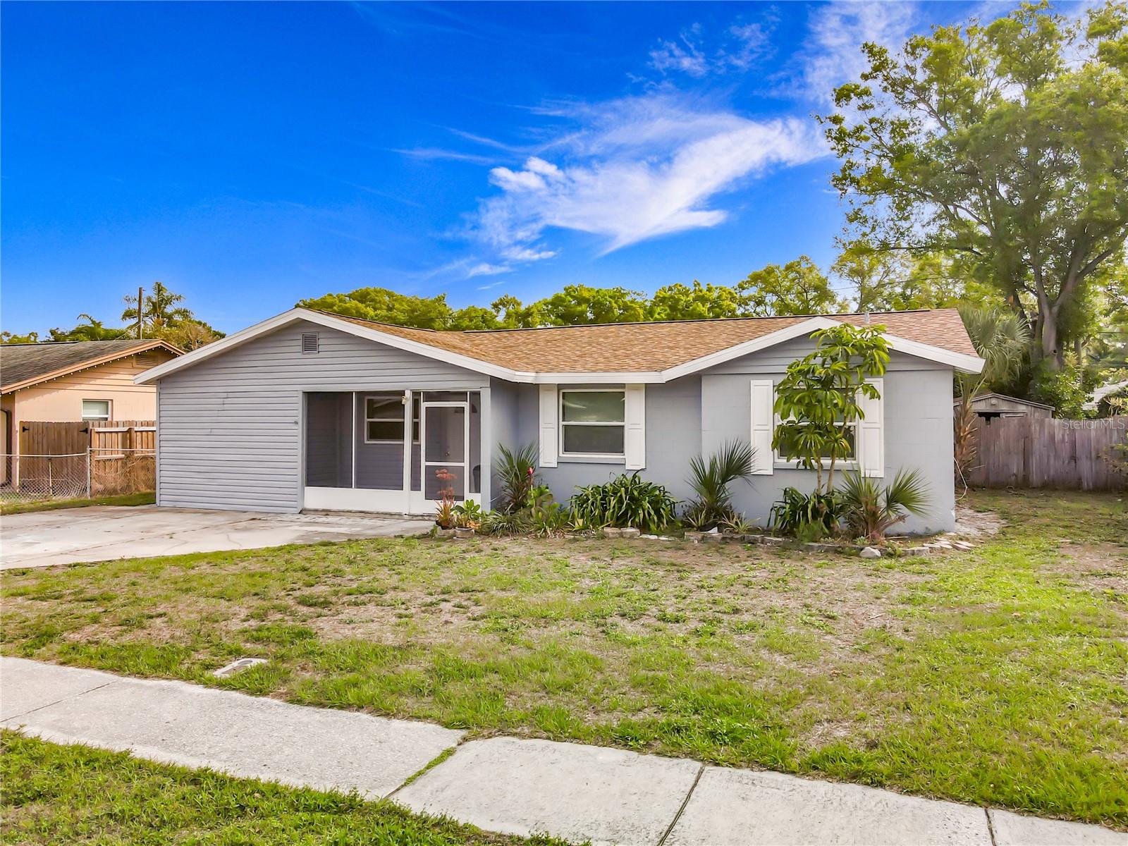 NEWPORT UNIT 1 - Residential