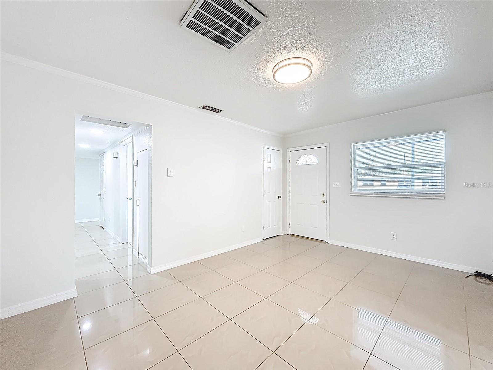 NEWPORT UNIT 1 - Residential