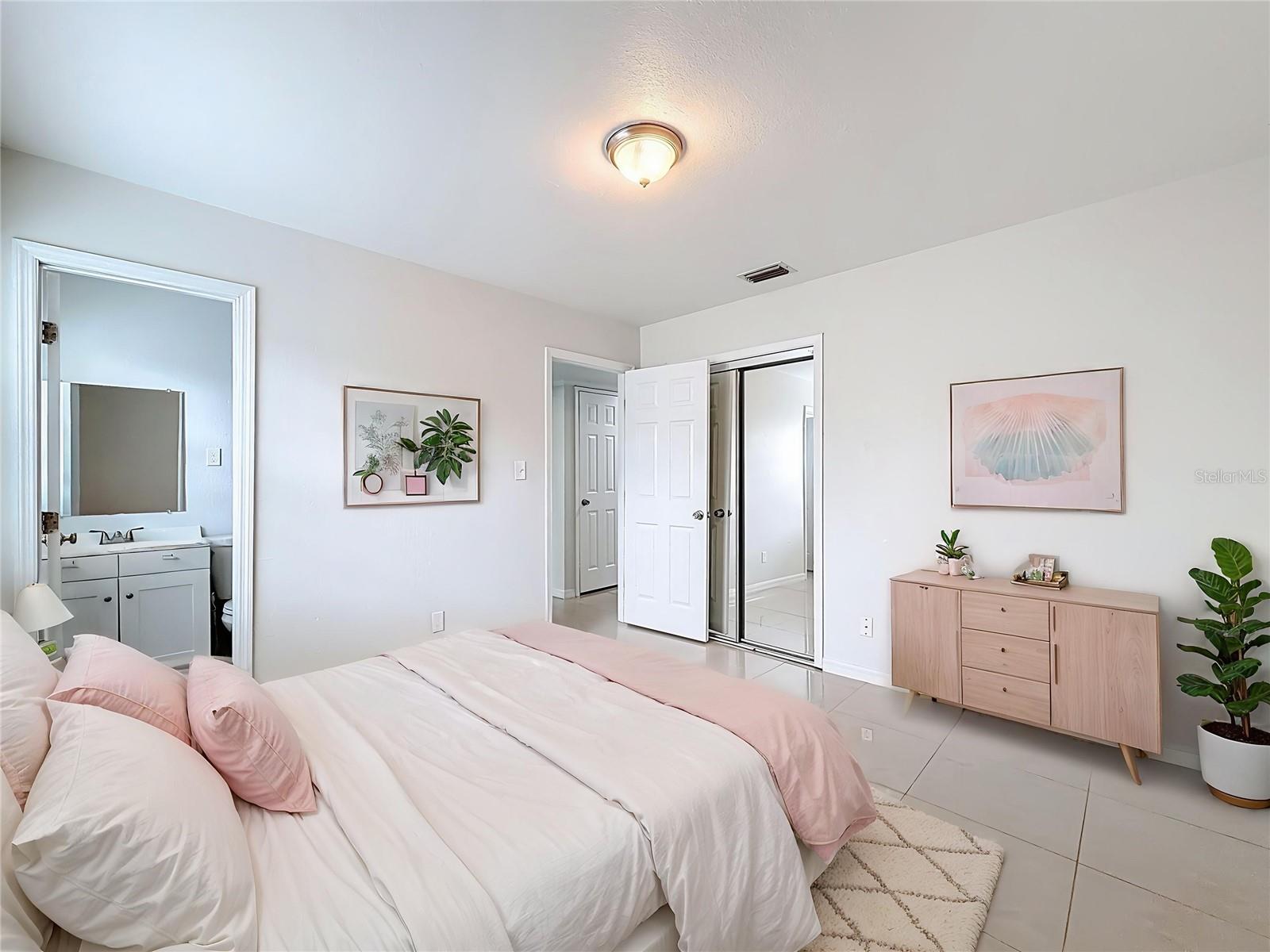 NEWPORT UNIT 1 - Residential