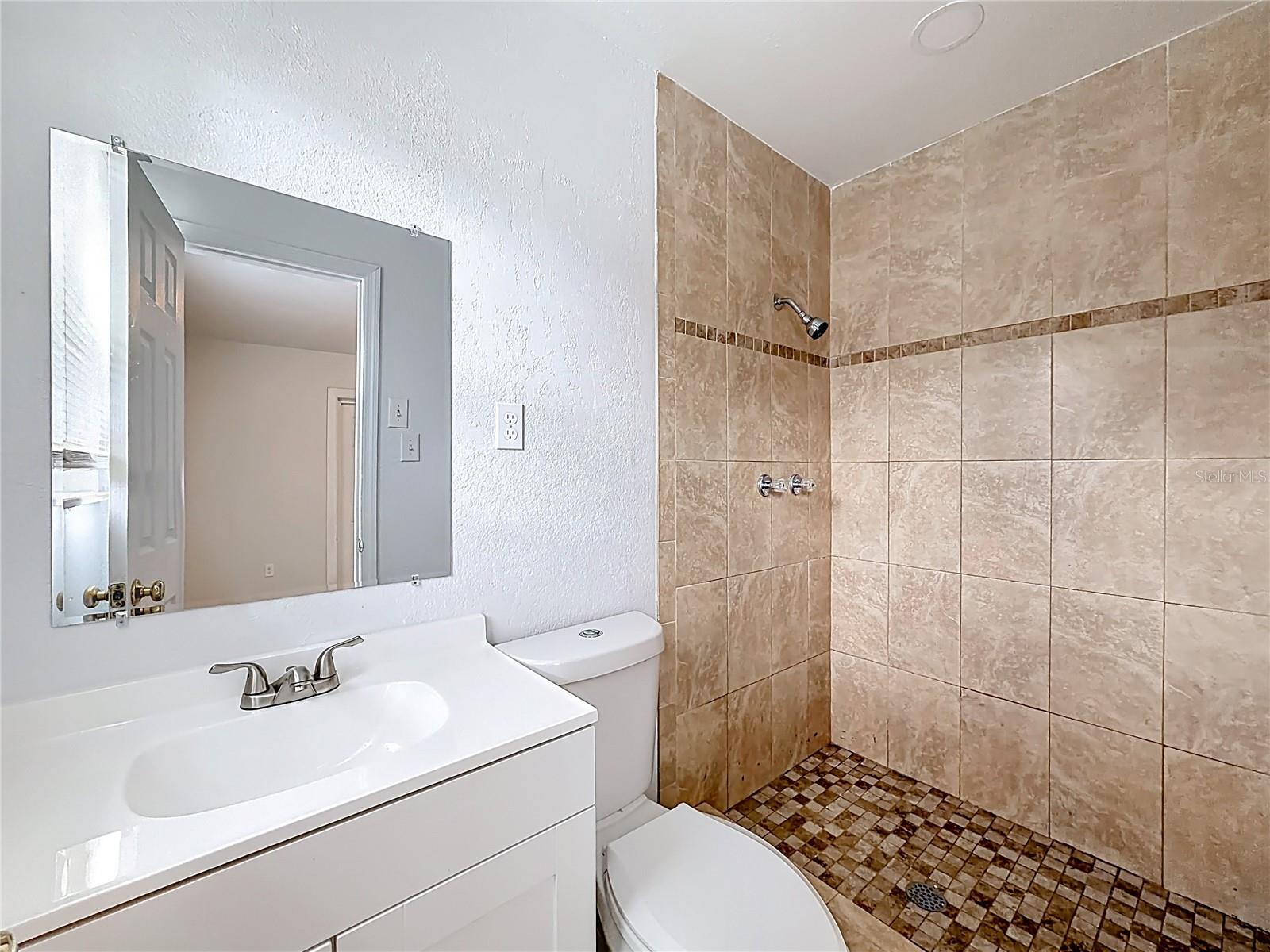 NEWPORT UNIT 1 - Residential