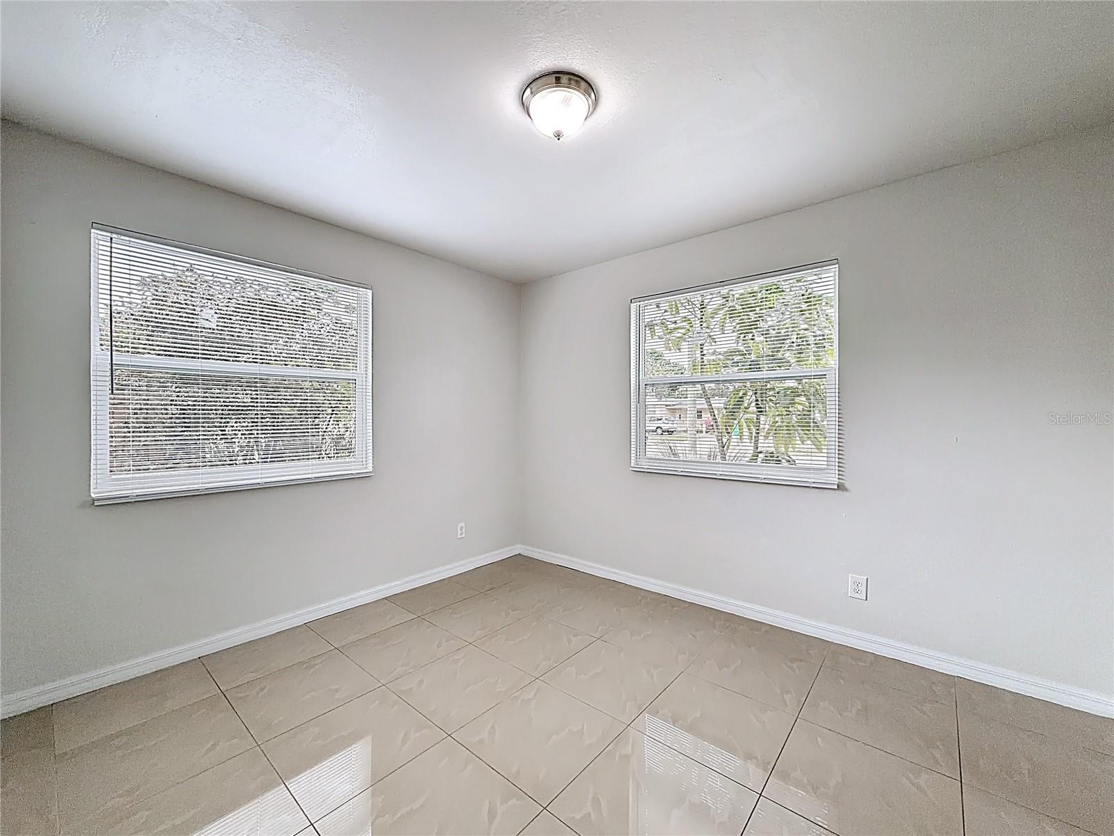 NEWPORT UNIT 1 - Residential