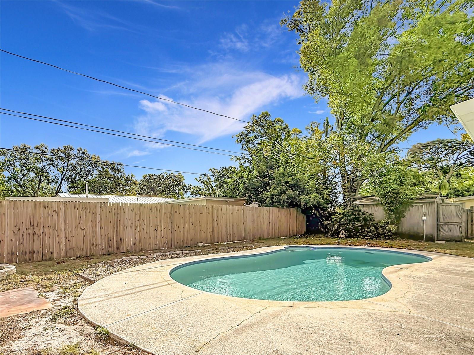 NEWPORT UNIT 1 - Residential