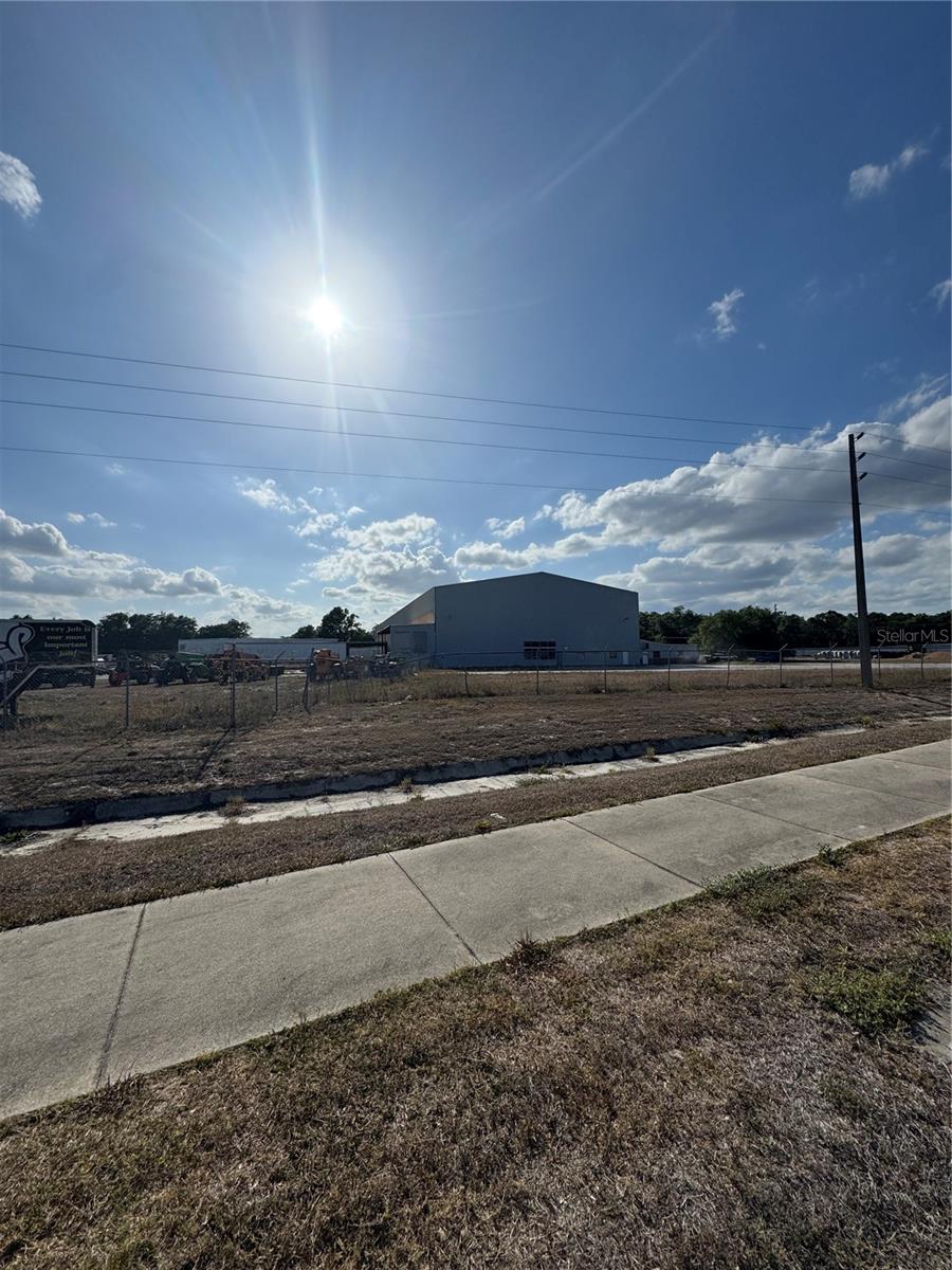 ZEPHYR LAKE ESTATES - Commercial Sale