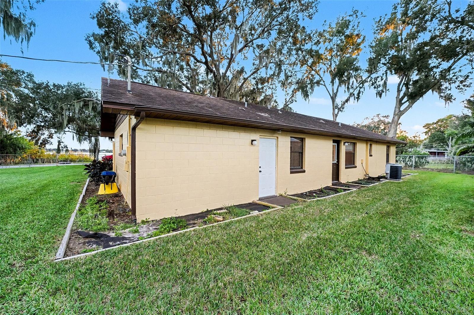 LENA VISTA SUB - Residential