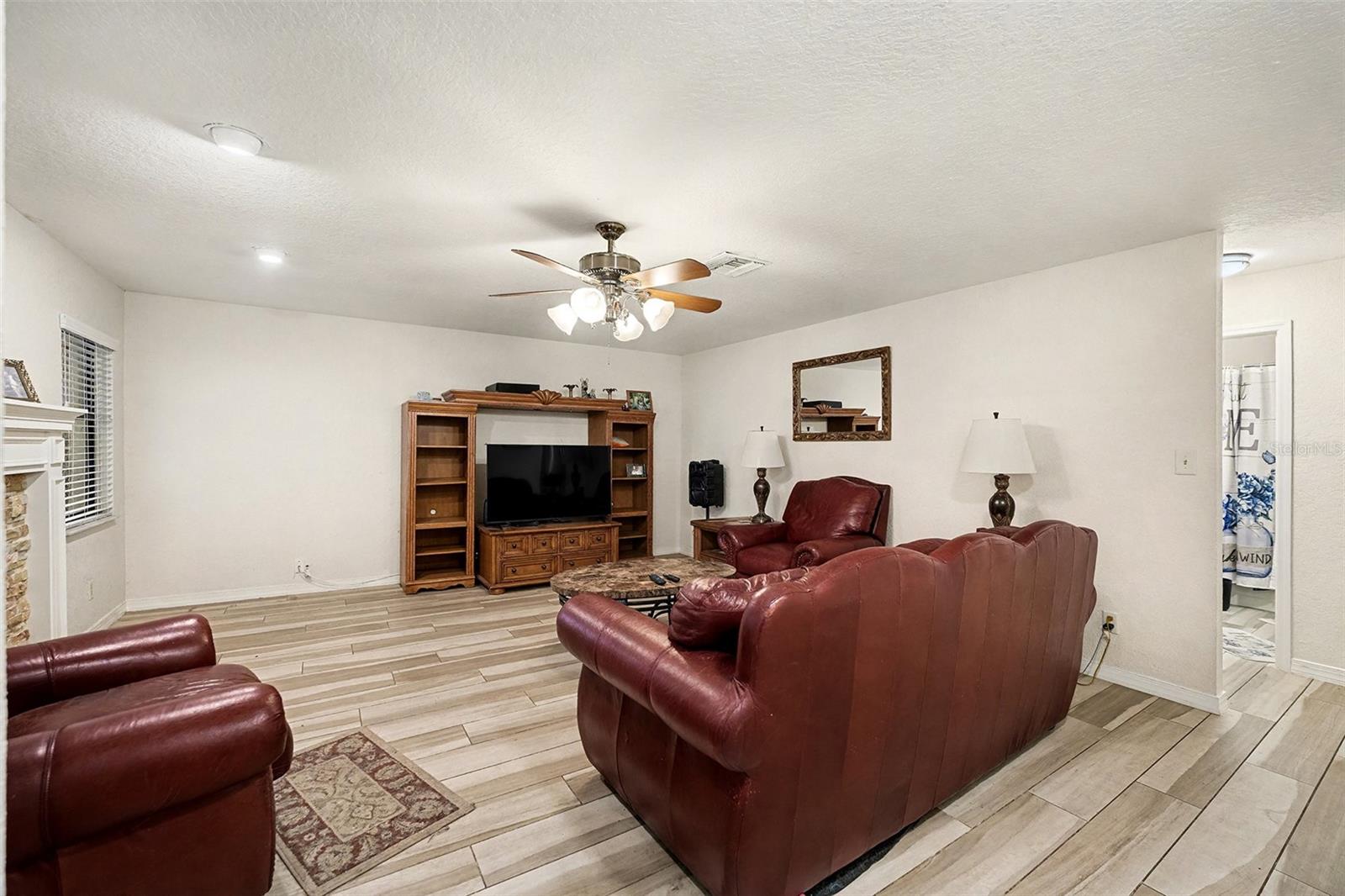 LENA VISTA SUB - Residential