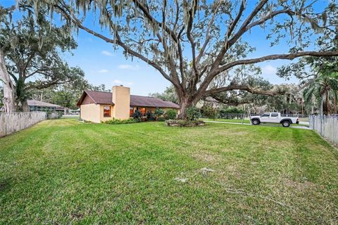 Photo of 102 Lake Lena Boulevard, Auburndale, FL 33823 (MLS # TB8457821)