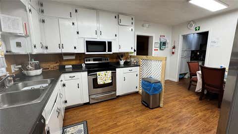 Tiny photo for 304 NE 1st Street, Chiefland, FL 32626 (MLS # OM728209)