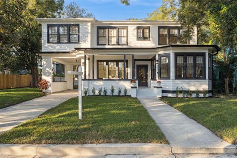 Photo of 803 E Harwood Street, Orlando, FL 32803 (MLS # O6316866)