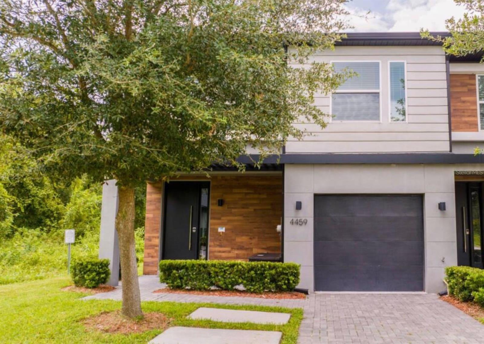 Wonderful professionally decorated corner lot townhome in front of the Clubhouse!!! 3 bedroom, 3 bathroom home with private splash pool backed onto a conservation area, providing a tranquil setting to relax and enjoy the warm Florida weather. The home has tile floors in all the living areas as well as the bathrooms. LE REVE is a great place to live full time or vacationed. Conveniently located just minutes from Disney World, Vineland Premium Outlet, Disney Springs, Universal Studios, and Medieval Times this townhome offers proximity to a variety of attractions and amenities. Restaurants, shops, Walmart, and Sam's Club are also within easy reach. The community is zoned for SHORT TERM RENTAL. Don’t let this great opportunity slip away…..schedule a visit today