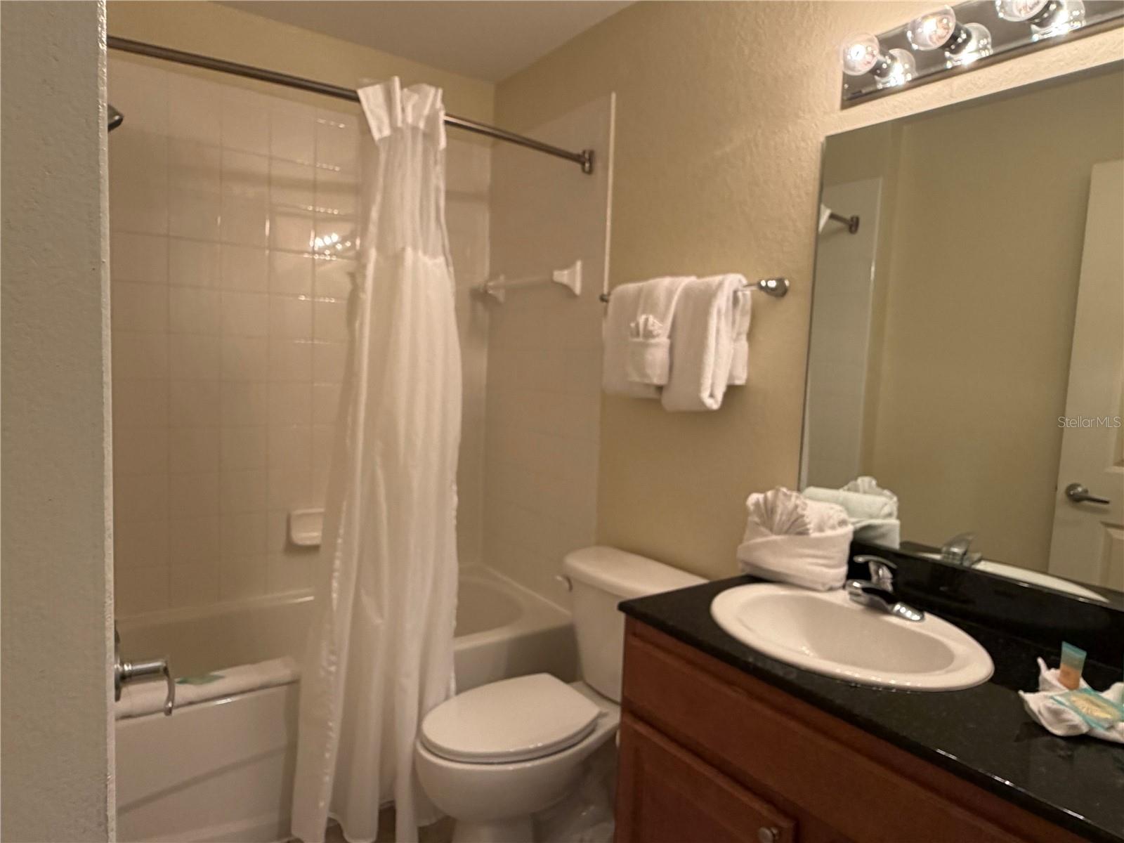 LAKE BUENA VISTA RES VLG I - Residential