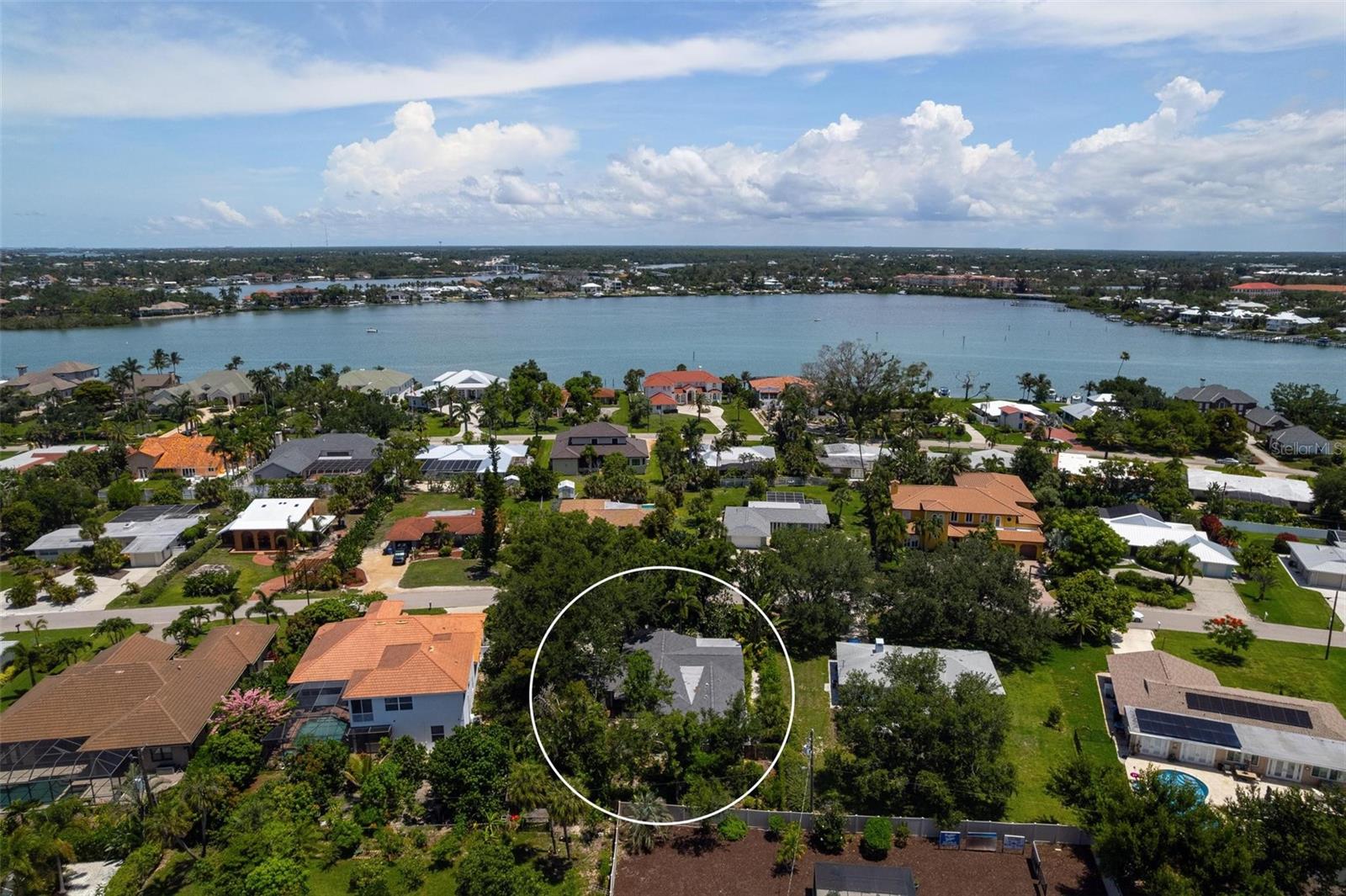 BAYSHORE ESTATES - Residential