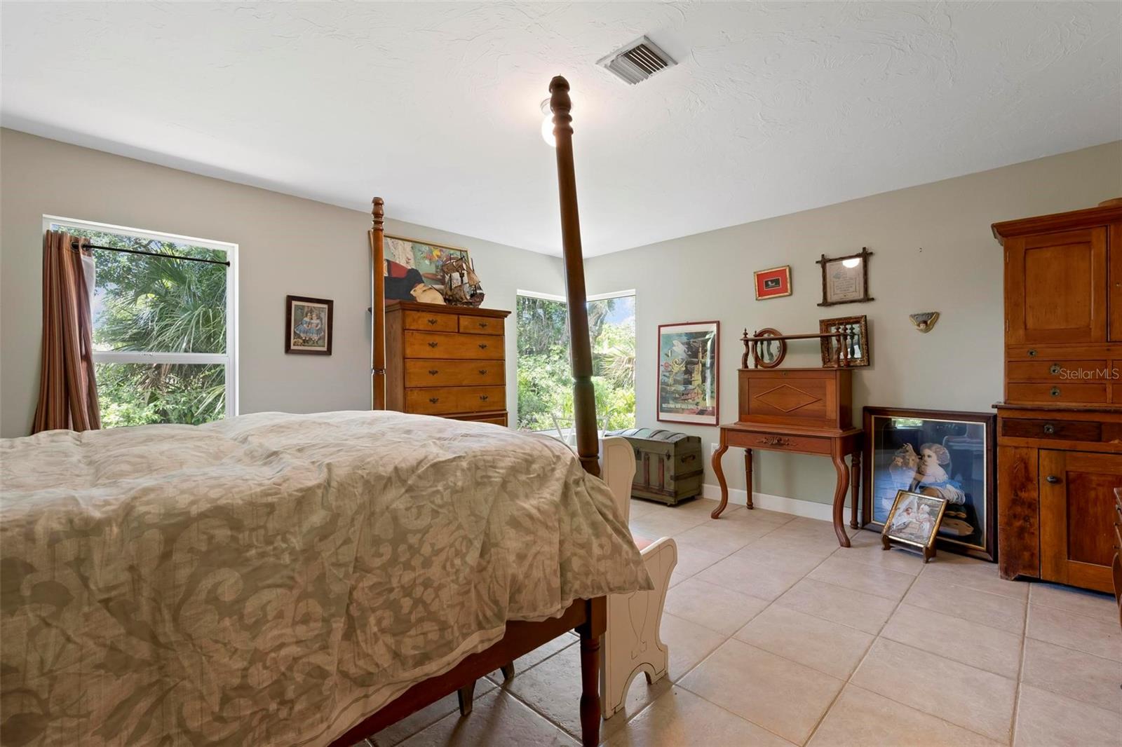 BAYSHORE ESTATES - Residential