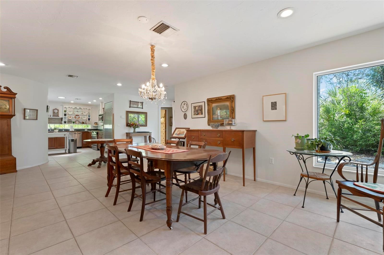 BAYSHORE ESTATES - Residential