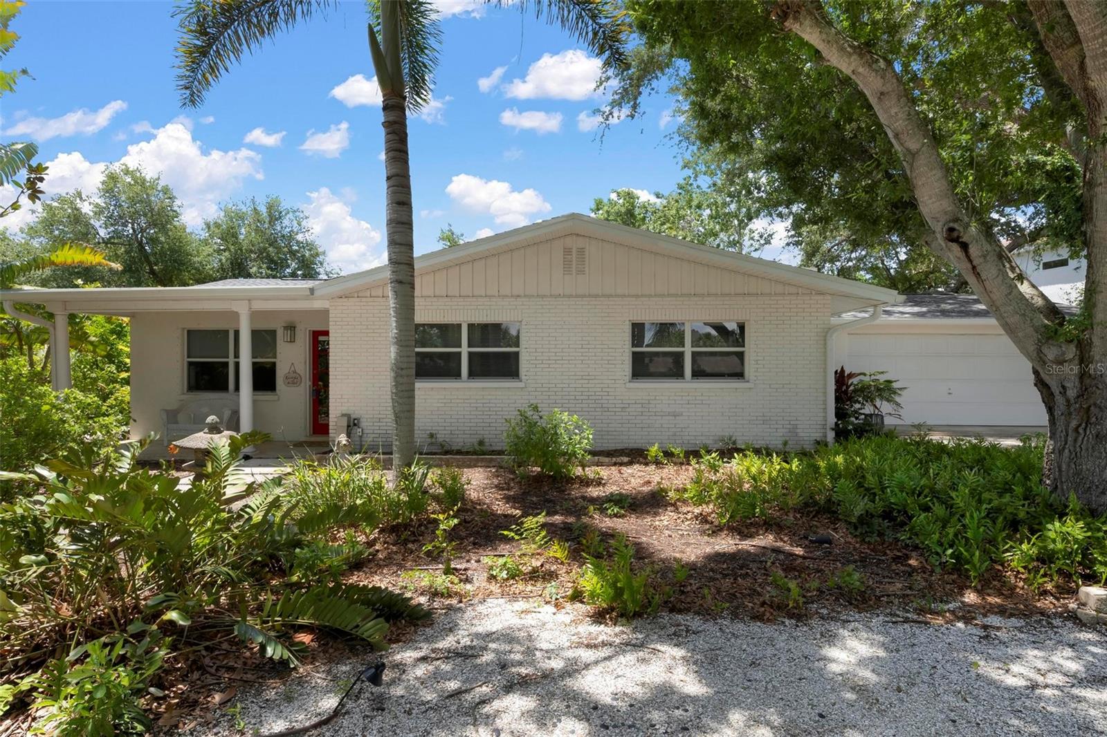 BAYSHORE ESTATES - Residential